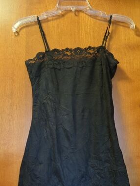 Women's Black Lace-Trim Camisole with Adjustable Straps